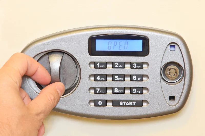 Inherited a Safe in High Springs? How to Identify the Model and Plan the First Service Call