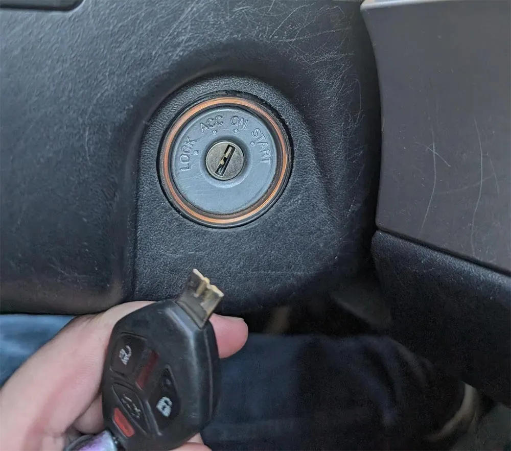 If your key breaks off in the ignition, call us. We can come out and remove the 