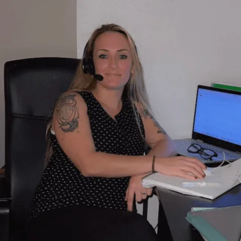 Courtney, Dispatcher