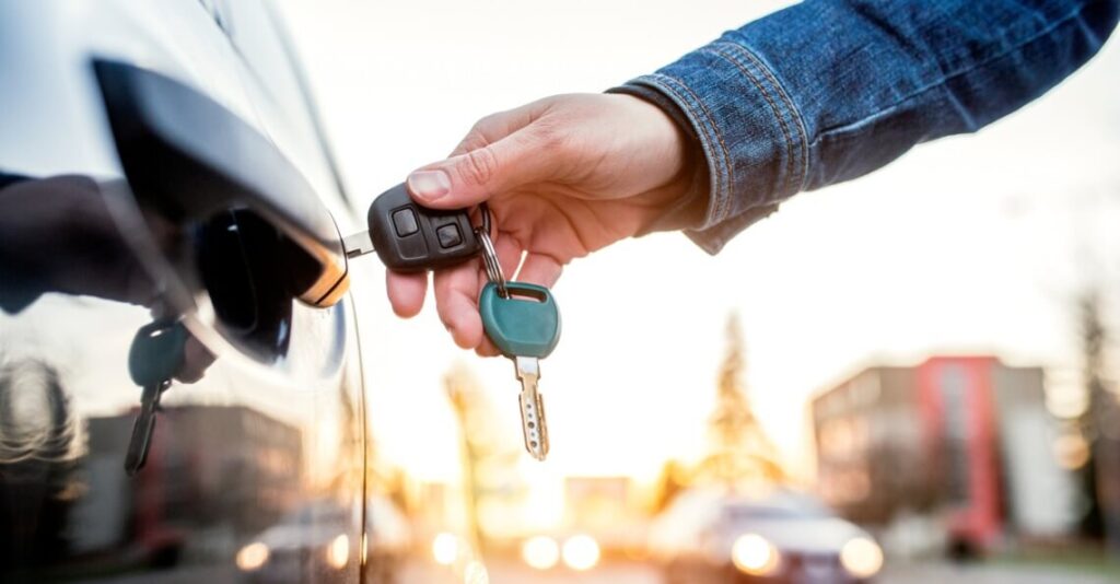 5 Locksmith Tips For Malfunctioning Car Keys